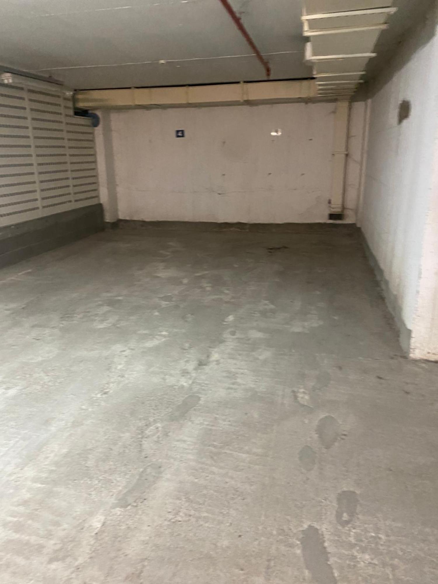 Luxury Apartments Parking In Garage Ni Esterno foto